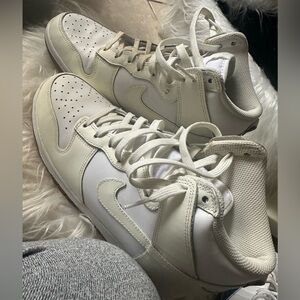 Nike Dunk High Sail Gum